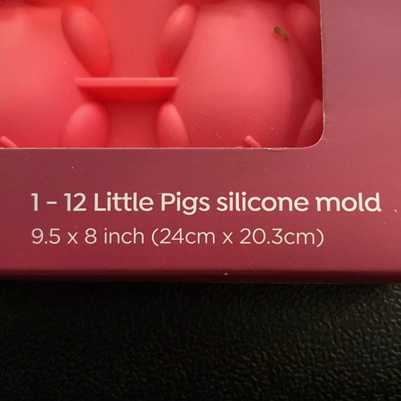 12 LITTLE PIGS in Blankets Silicone Mold-NEW - Picture 5 of 6
